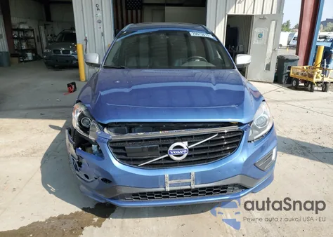 2017 Volvo Xc60 T6 R-Design Platinum из США, поврежденный, VIN YV449MRS2H2019584